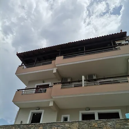 Bazakos' Luxury Sea Front Apartment Fourni Ikarias Exterior photo