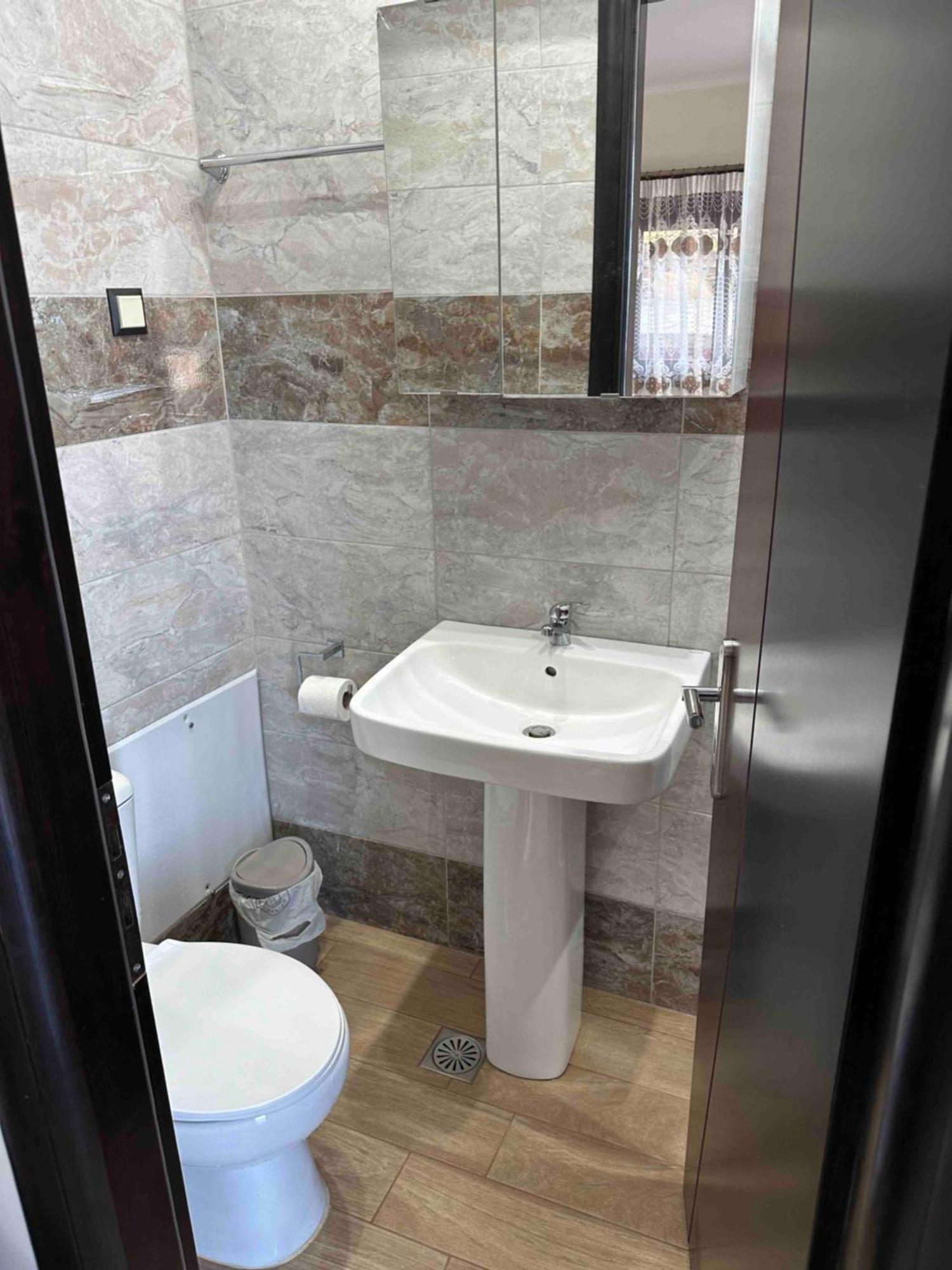 Bazakos' Luxury Sea Front Apartment *